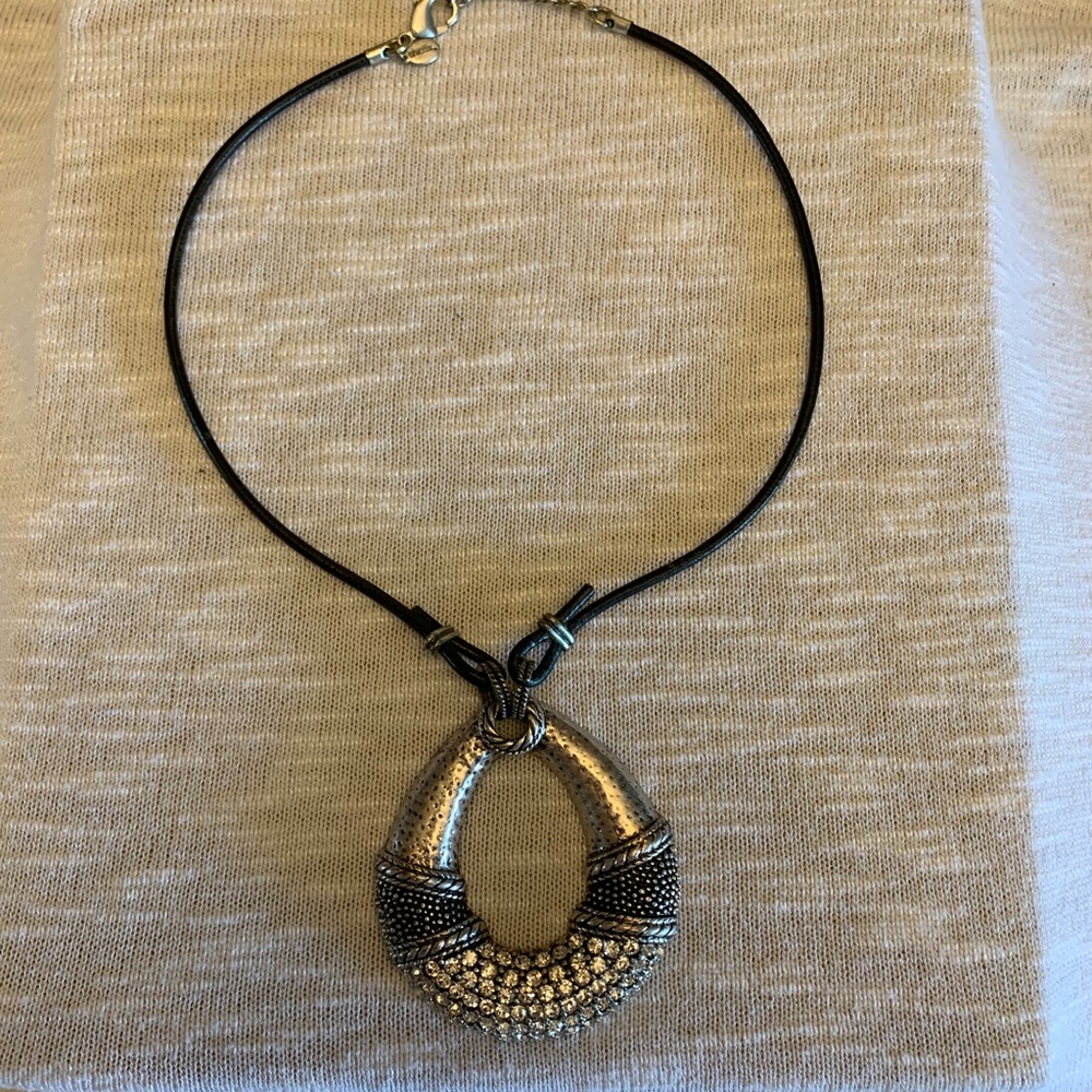Statement necklace